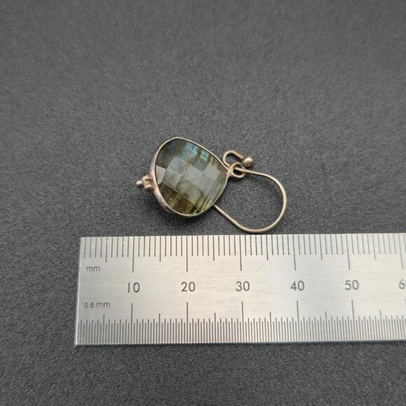 Sterling Silver Faceted Labradorite Stone Tarnished Earrings A6286 - Picture 4 of 5